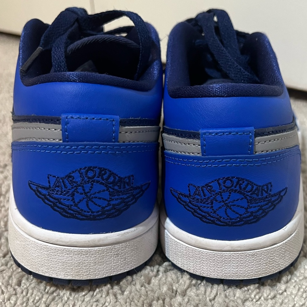 Women’s Nike Air Jordan Low Shoes View 4